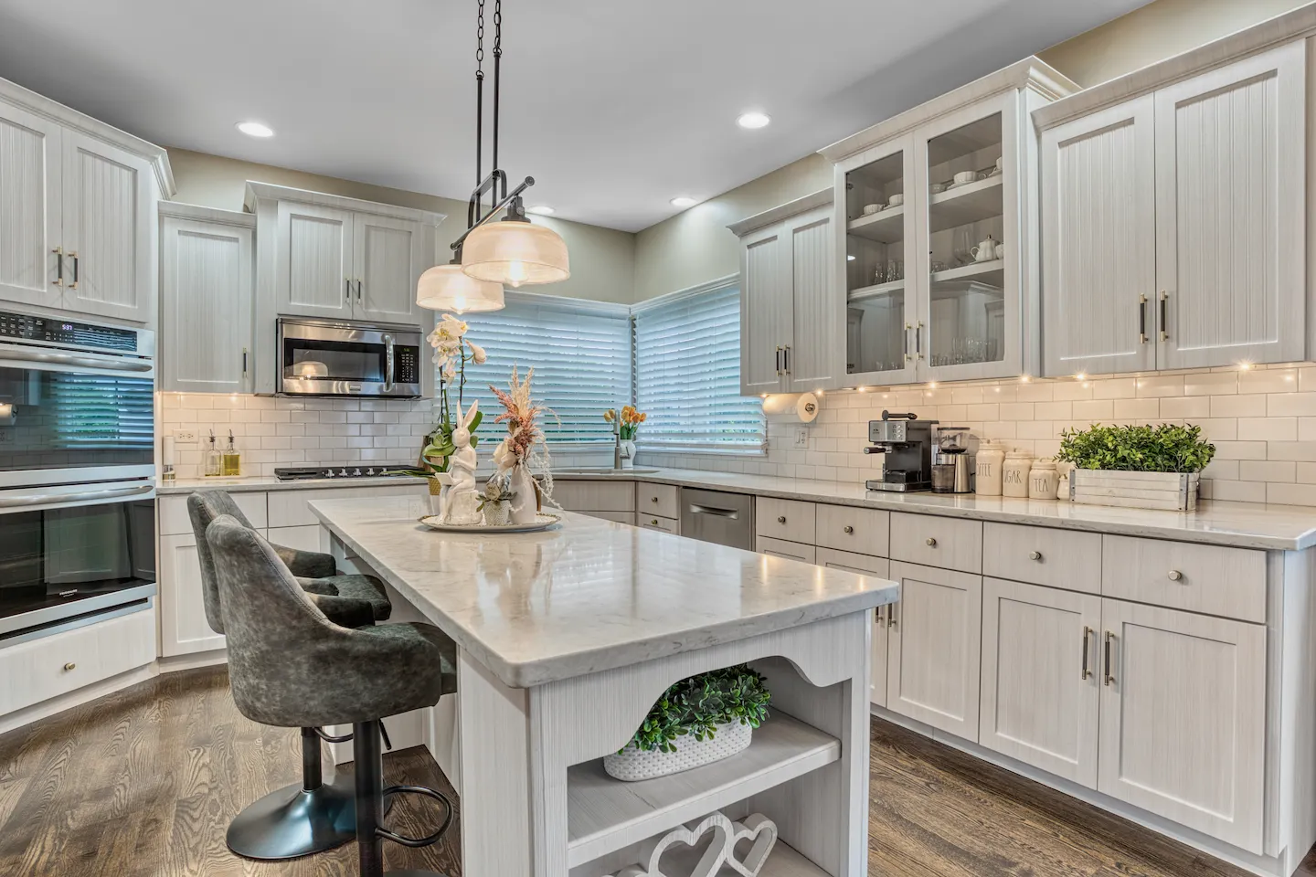 Kitchen Cabinet Refacing Services an Lincoln Park,Chicago IL