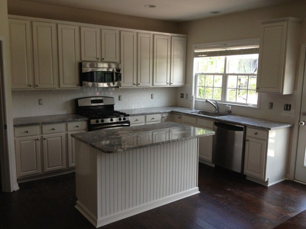 Premium Cabinet Refinishing Near in Bucktown' Chicago' IL